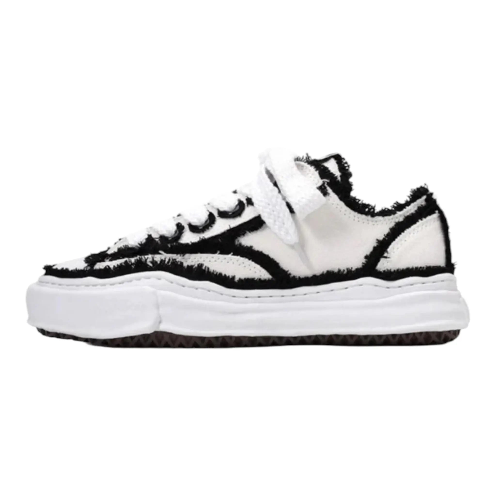 FLARED LOW SNEAKER Dripflare