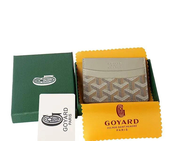 Cardholder Dripflare